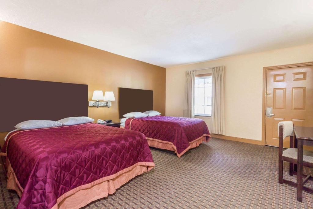 Room image 3